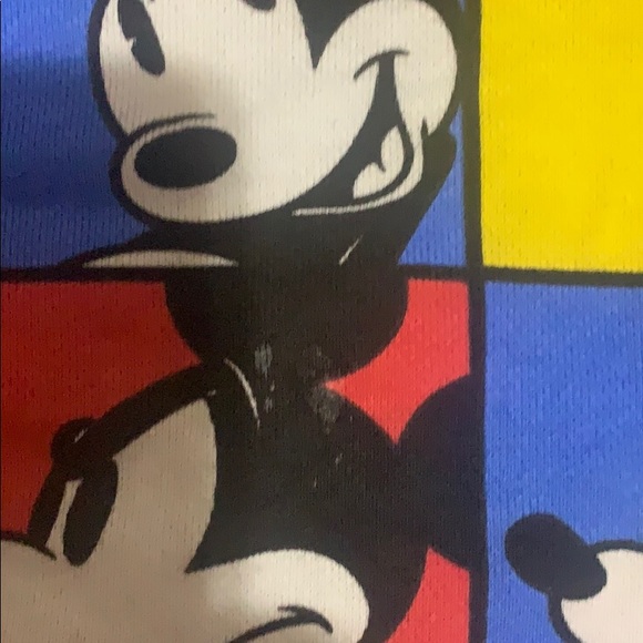 Collection Exclusive Mickey Crop Top - Picture 3 of 4